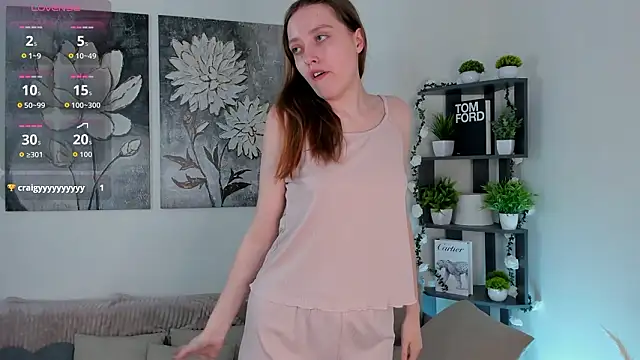 EsterCristofori online show from 03-18-26, 01:31