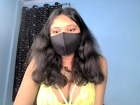 KASHISH SINGH  online show from 05-12-26, 09:28