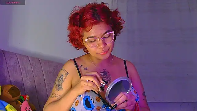 Snapshot of alessia_temptation chatting on 06-19-26, 08:07 alessia temptation online show from 06-19-26, 08:07