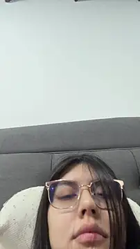 Cloebennet013 online show from 06-08-26, 11:49