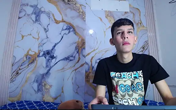 Desire Boys1 online show from 04-14-26, 06:25