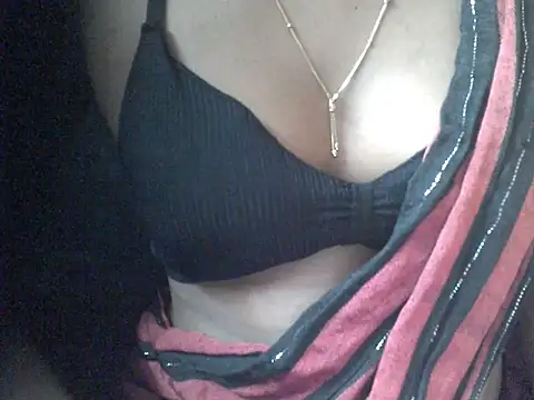 Couplehot00 online show from 06-11-26, 06:50