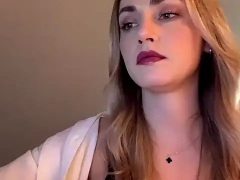 ScarlettSensitive online show from 04-16-26, 03:24