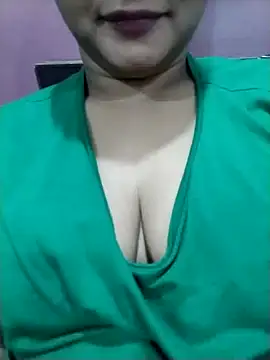 Snapshot of Chandrika_Yadav chatting on 05-26-26, 08:10 Chandrika Yadav online show from 05-26-26, 08:10
