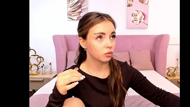 MyEvelin online show from 04-08-26, 03:28