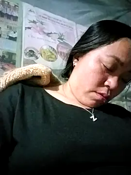 Min-in online show from 04-24-26, 02:19