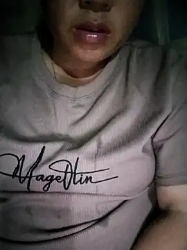 Snapshot of Min-in chatting on 06-30-26, 01:23 Min-in online show from 06-30-26, 01:23