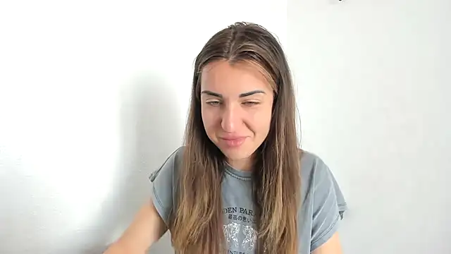 summmmersky1 online show from 04-20-26, 07:22