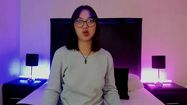 LilithBluum online show from 04-04-26, 11:51