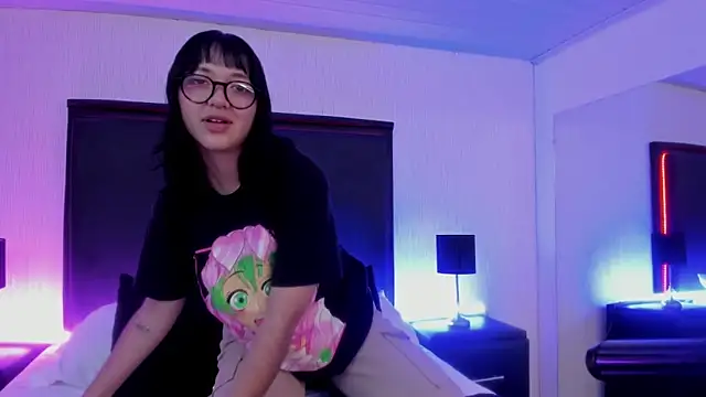LilithBluum online show from 06-04-26, 11:38