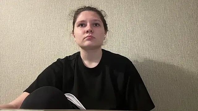 Emmiebutwihu online show from 03-26-26, 09:04