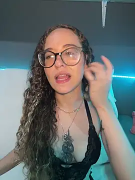 Snapshot of Anamyst chatting on 05-15-26, 10:50 Anamyst online show from 05-15-26, 10:50