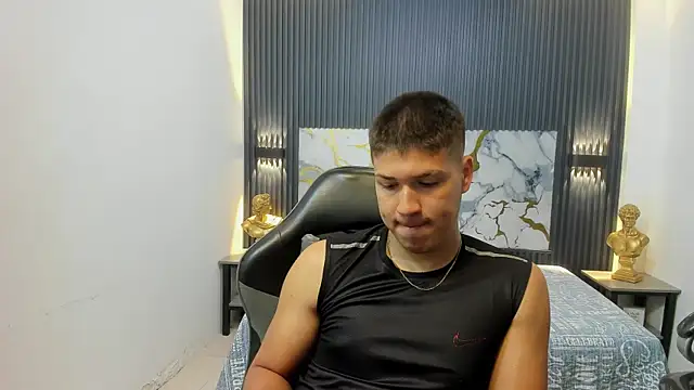 AlessandroFranco online show from 05-21-26, 12:56