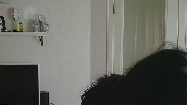 Snapshot of SaltedCaramely chatting on 07-03-26, 10:21 SaltedCaramely online show from 07-03-26, 10:21