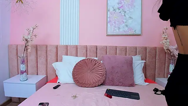 Skarlet Kiss online show from 03-23-26, 07:07