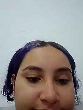 Snapshot of Liily_Foxxy chatting on 05-31-26, 10:33 Liily Foxxy online show from 05-31-26, 10:33