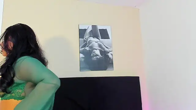 IvonnyMontenegro online show from 03-24-26, 10:04