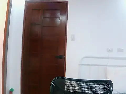 sexiesteyess online show from 04-26-26, 12:52