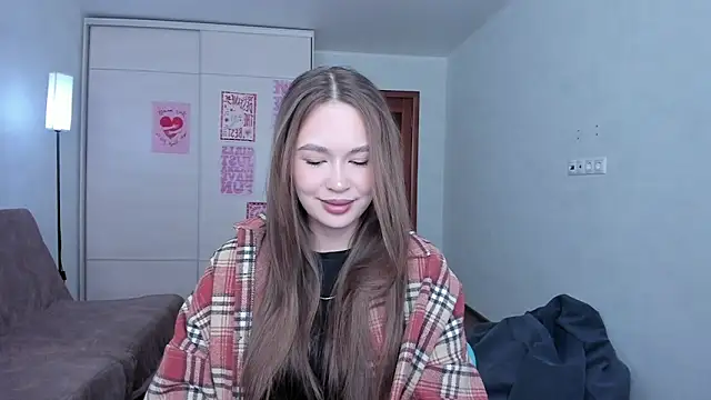 kittiangel00 online show from 04-08-26, 04:23