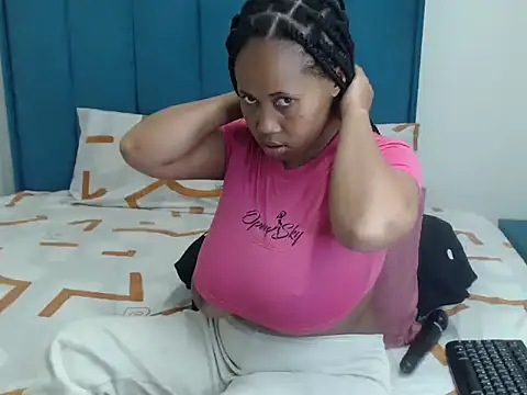 Snapshot of Tasha_xxx chatting on 06-30-26, 09:16 Tasha xxx online show from 06-30-26, 09:16