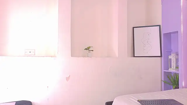 Snapshot of Meganlove__ chatting on 05-23-26, 02:50 Meganlove online show from 05-23-26, 02:50