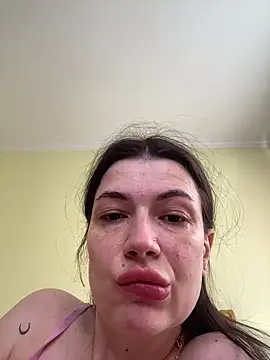 Cutee Erika online show from 04-19-26, 07:07