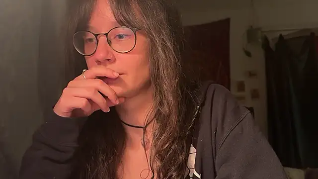 nyxo  online show from 03-25-26, 10:16