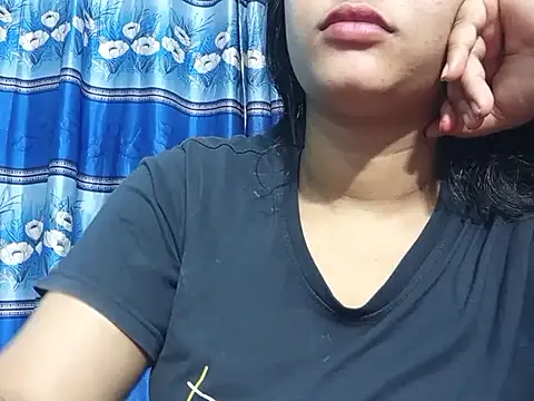 Emma 4433 online show from 03-16-26, 04:18