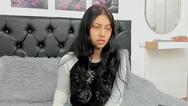 Snapshot of Tamar4_f00x chatting on 06-22-26, 12:57 Tamar4 f00x online show from 06-22-26, 12:57
