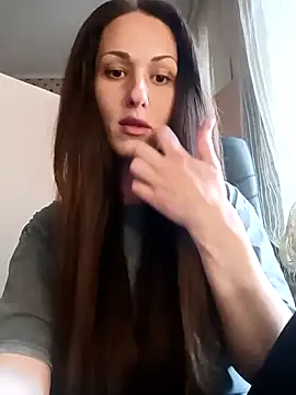 Snapshot of LunaCrystall chatting on 04-16-26, 04:08 LunaCrystall online show from 04-16-26, 04:08