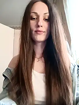 Snapshot of LunaCrystall chatting on 04-18-26, 03:49 LunaCrystall online show from 04-18-26, 03:49