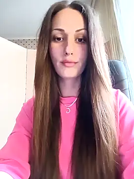 Snapshot of LunaCrystall chatting on 04-21-26, 03:17 LunaCrystall online show from 04-21-26, 03:17