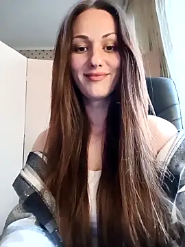 Snapshot of LunaCrystall chatting on 04-28-26, 03:50 LunaCrystall online show from 04-28-26, 03:50