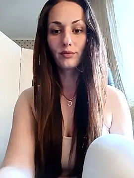 Snapshot of LunaCrystall chatting on 05-07-26, 04:01 LunaCrystall online show from 05-07-26, 04:01