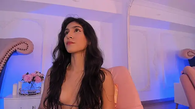 LucianaBlanco  online show from 05-04-26, 08:38