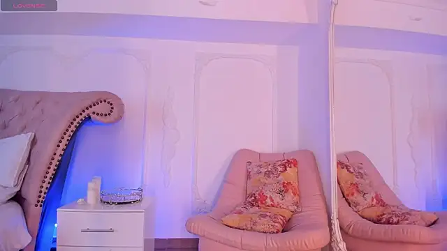 LucianaBlanco  online show from 05-24-26, 08:58