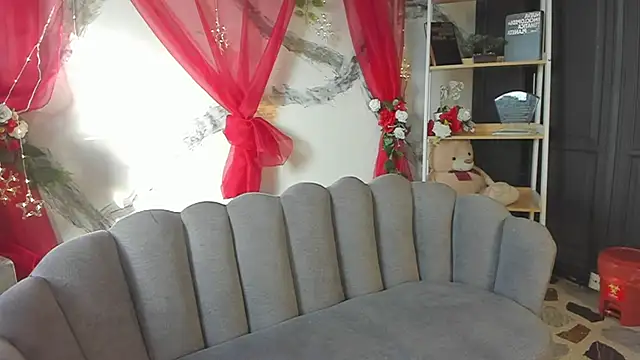 AphroditeSweett online show from 04-16-26, 09:39