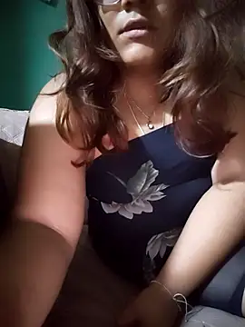 blurosa online show from 04-12-26, 06:40