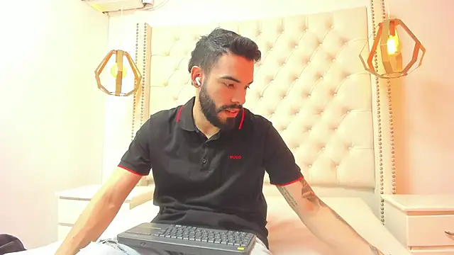 JEAN LEWIS2 online show from 04-21-26, 07:28