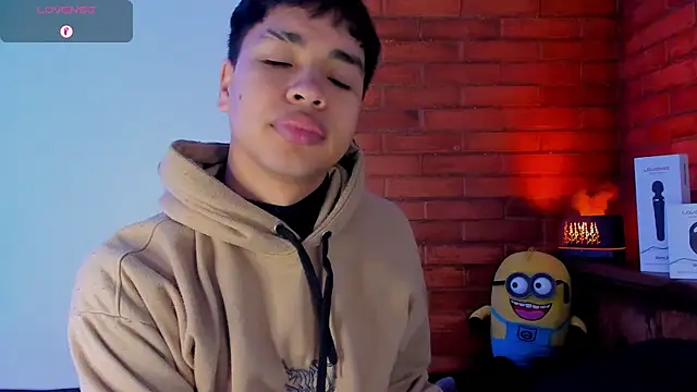 Lee Colee online show from 04-11-26, 12:48