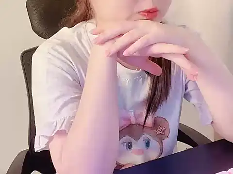 Snapshot of hunhun122 chatting on 04-29-26, 05:30 hunhun122 online show from 04-29-26, 05:30