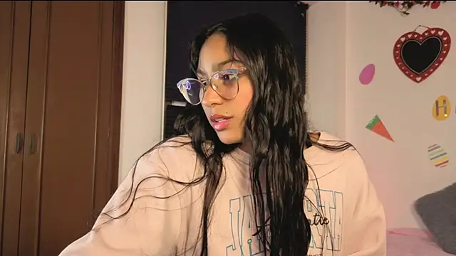 PaulaCutexs online show from 04-09-26, 02:00