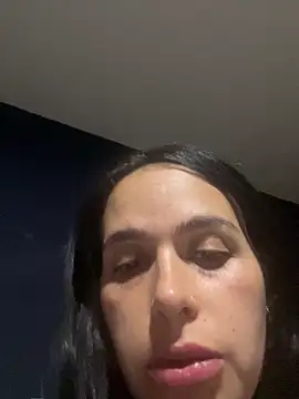 leila moretti online show from 04-21-26, 03:02