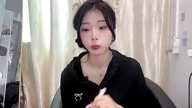 yiyibaby2026 online show from 03-24-26, 02:16