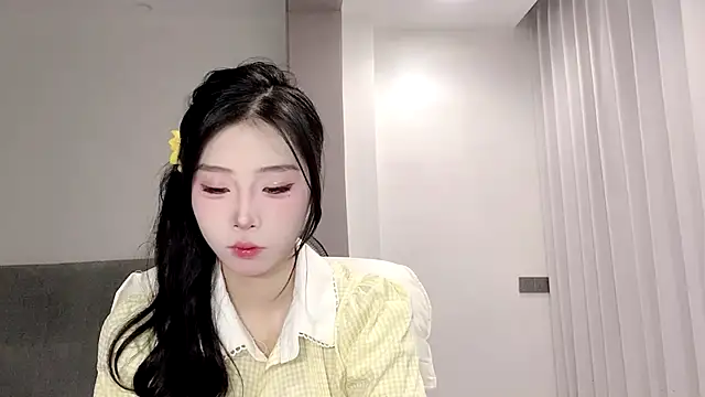 yiyibaby2026 online show from 05-20-26, 02:40
