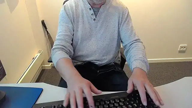 Buggemann online show from 06-04-26, 03:23