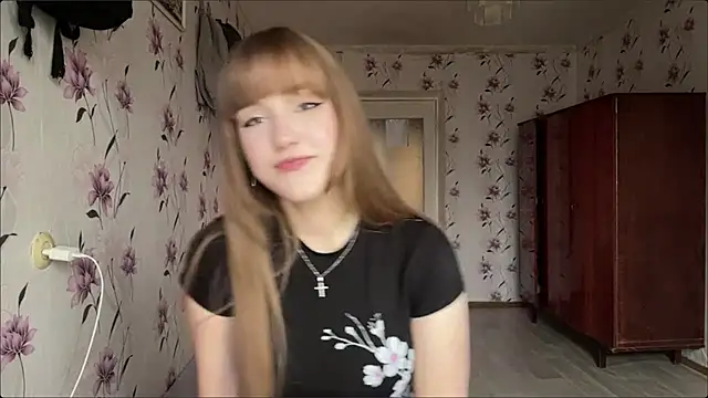 AnnaWasp online show from 04-10-26, 04:39