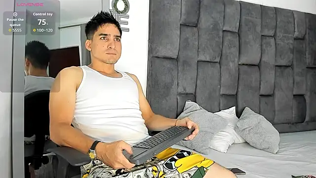 Christopher Harris  online show from 04-15-26, 09:37