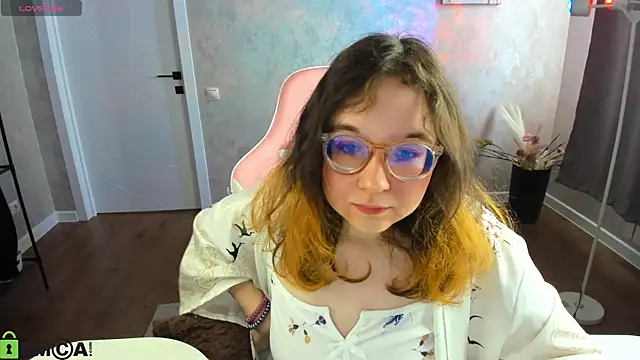Aleks-caster online show from 04-21-26, 01:18