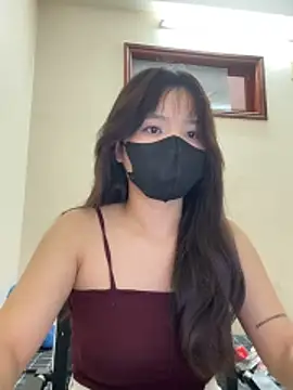 VyVy18 online show from 06-17-26, 02:47